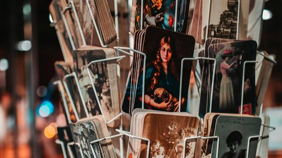 Tazas, puzles, camisetas e máis, co deseño que elixas.